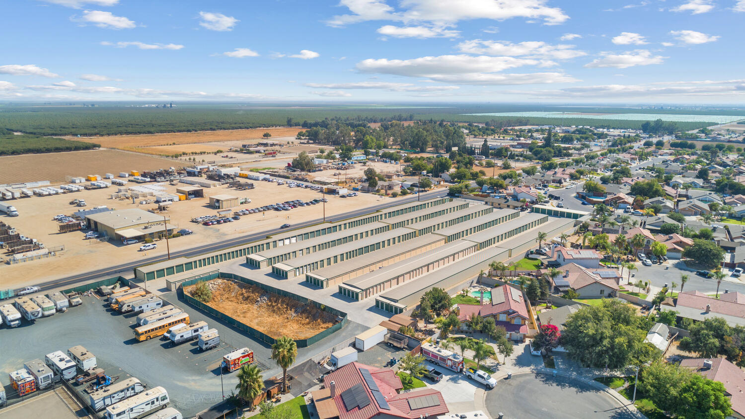 Storland Self Storage in Delano, CA